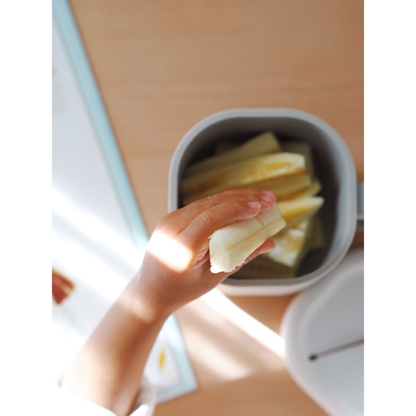 Чашка силиконовая для снеков и напитков Beaba Pick'n'Snack, серая, 460 мл (913565) - Pampik - 9