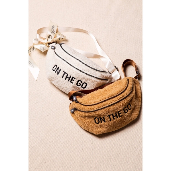 Сумка через плечо Childhome Banana bag Teddy White (CWBANATW) - Pampik - 10