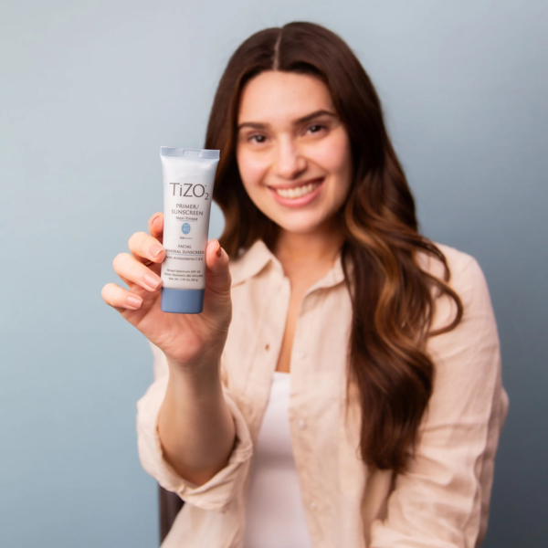 Крем-праймер солнцезащитный TiZO 2 Facial Primer/Sunscreen Non-tinted SPF 40, 50 г - Pampik - 5