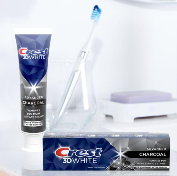 Відбілююча зубна паста Crest 3D White Advanced Charcoal, 107 г - Pampik - 3