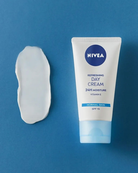 Освіжаючий денний крем Nivea SPF 15 Інтенсивне зволоження 24 години для нормальної шкіри 50 мл - Pampik - 5