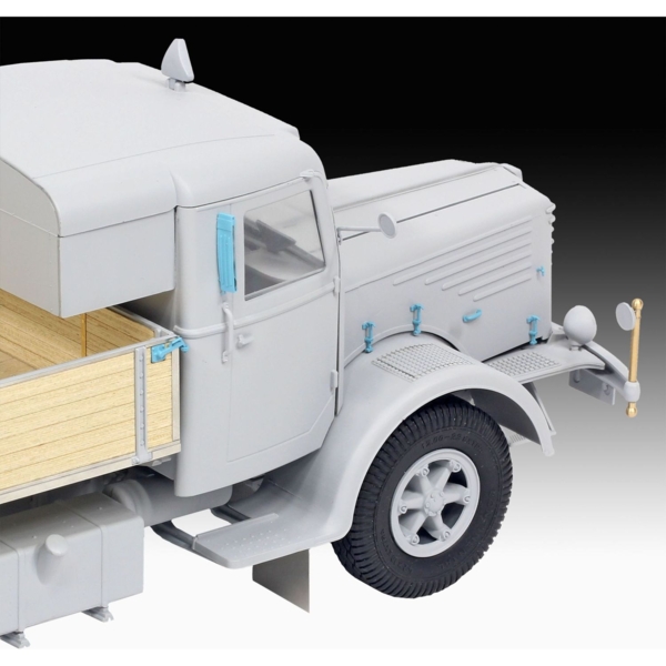 Сборная модель Revell Грузовая машина Bussing 8000 S13 с прицепом 5, масштаб 1:24, 716 деталей (RVL-07580) - Pampik - 7