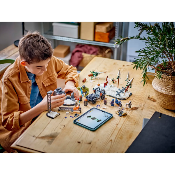 Конструктор LEGO Super Heroes Marvel Месники Ера Альтрона, 613 деталей (76291) - Pampik - 11