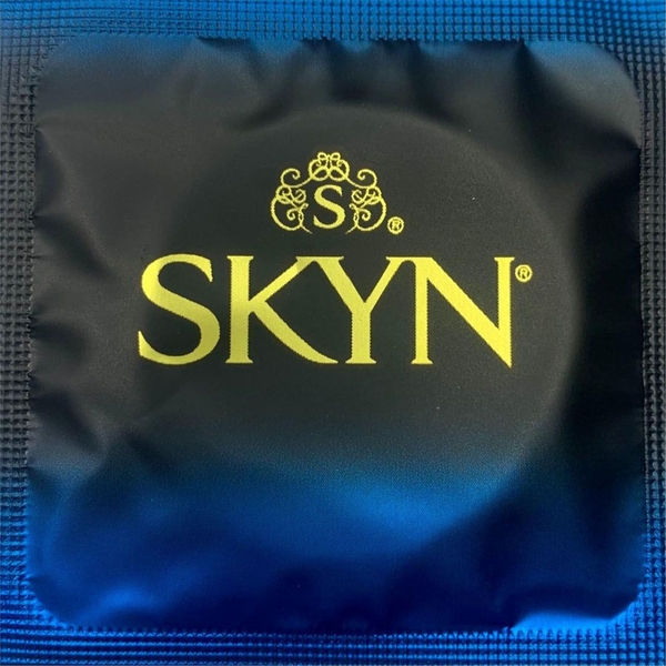 Презервативи Skyn Extra Lube, безлатексні, 3 шт. - Pampik - 2