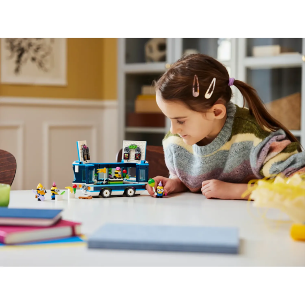 Конструктор LEGO Despicable Me Музичний автобус для вечірок Посіпак, 379 деталей (75581) - Pampik - 9