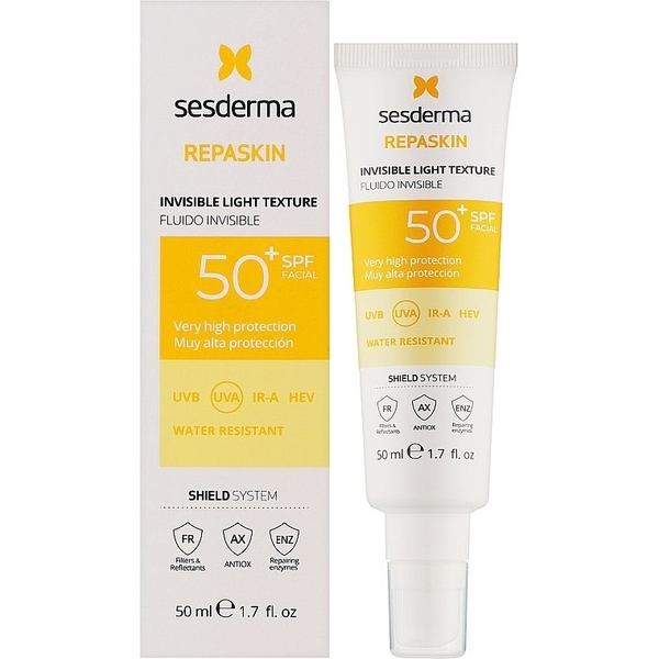 Солнцезащитное средство для лица Sesderma Repaskin Invisible Light Texture 50 SPF сверхлегкое 50 мл - Pampik