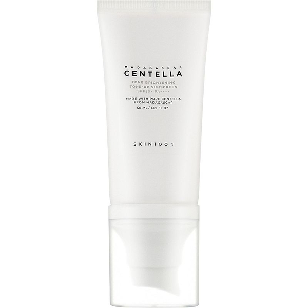 Солнцезащитный крем Skin1004 Madagascar Centella Tone Brightening Tone-Up Sunscreen SPF 50+ 50 мл - Pampik