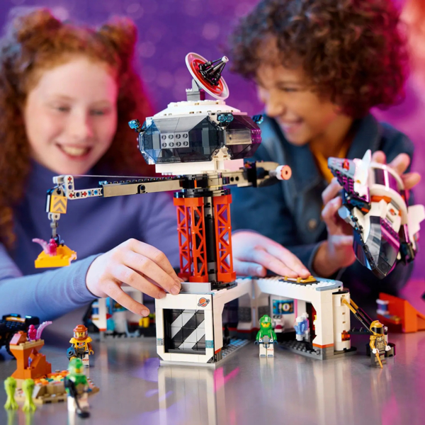 Конструктор LEGO City Космічна база та стартовий майданчик для ракети, 1422 деталі (60434) - Pampik - 7