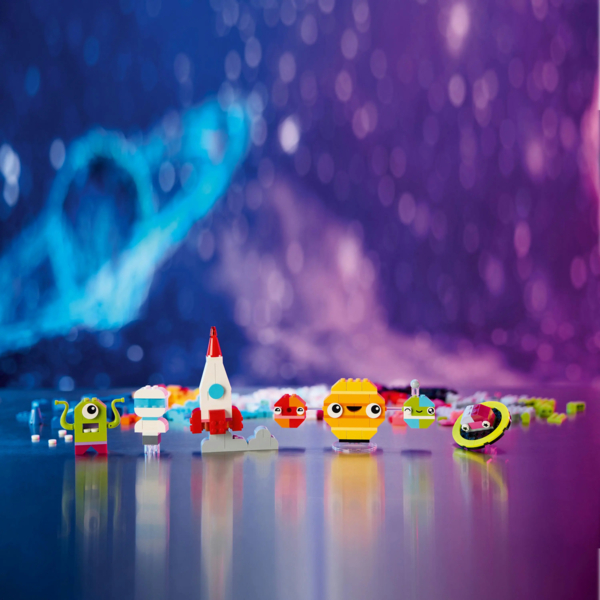 Конструктор LEGO Classic Творчі космічні об'єкти, 450 деталей (11037) - Pampik - 6