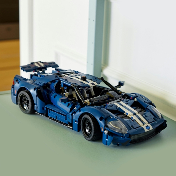 Конструктор LEGO Technic Ford GT 2022, 1466 деталей (42154) - Pampik - 3