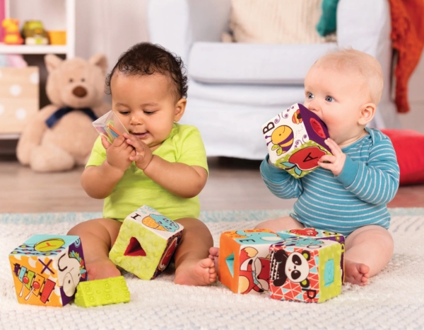 М'які кубики-сортери Battat ABC S2 (BX1661Z) - Pampik - 9