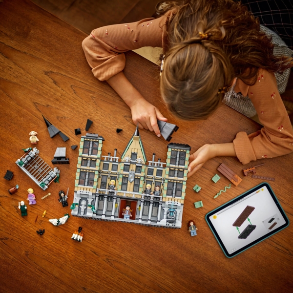 Конструктор LEGO Harry Potter Маєток родини Мелфой, 1601 деталь (76453) - Pampik - 15