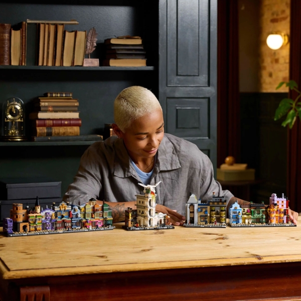 Конструктор LEGO Harry Potter Аллея Диагон. Колдовские магазины, 2750 деталей (76444) - Pampik - 13