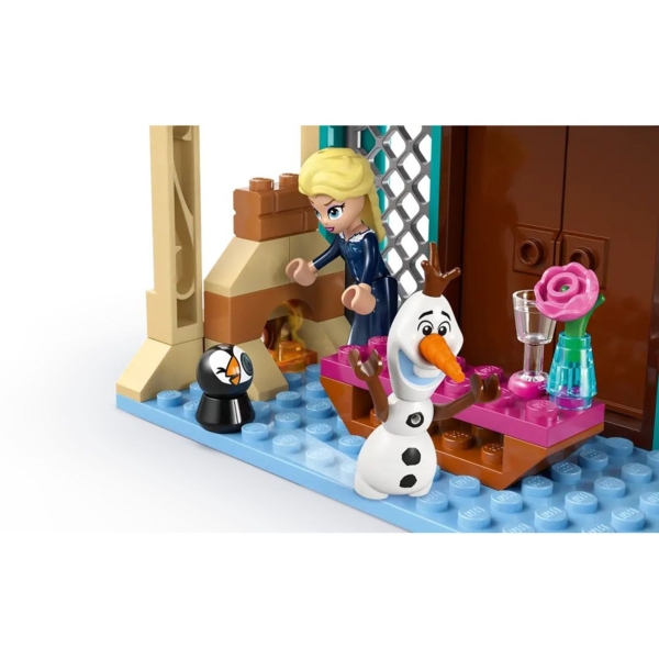 Конструктор LEGO Disney Замерзлий замок в королівстві Ерендел, 177 деталей (43265) - Pampik - 7