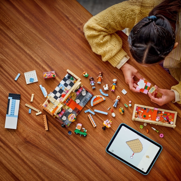 Конструктор LEGO Friends Ресторан и кулинарная школа, 896 деталей (42655) - Pampik - 7