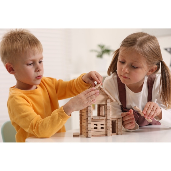 Деревянный конструктор Igroteco Домик с верандой, 102 детали (900255) - Pampik - 10