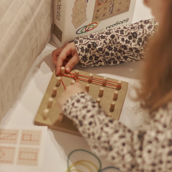 Гра Igroteco Математичний планшет Геоборд, 15х15 см (900415) - Pampik - 6