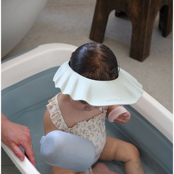 Козырек защитный для купания Beaba силиконовый, зеленый (920410) - Pampik - 6