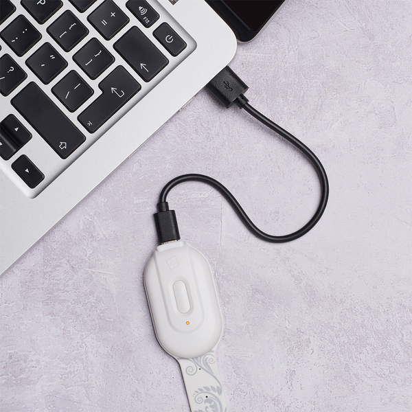 Закладка-ліхтарик Flexilight Rechargeable Класика Білі квіти (FLRWF) - Pampik - 7