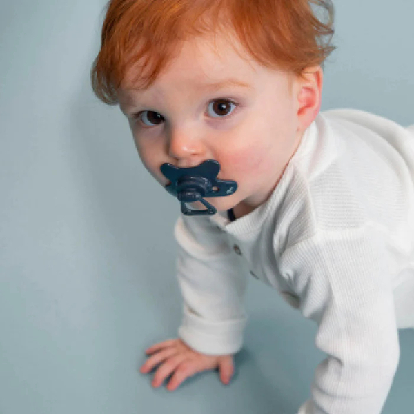 Пустышка силиконовая Difrax Natural Uni, 12+ мес, Blackberry (UN804 Blackberry) - Pampik - 5