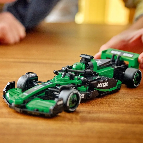 Конструктор LEGO Speed Champions Автомобіль для перегонів KICK Sauber F1 Team C44, 259 деталей (77247) - Pampik - 8