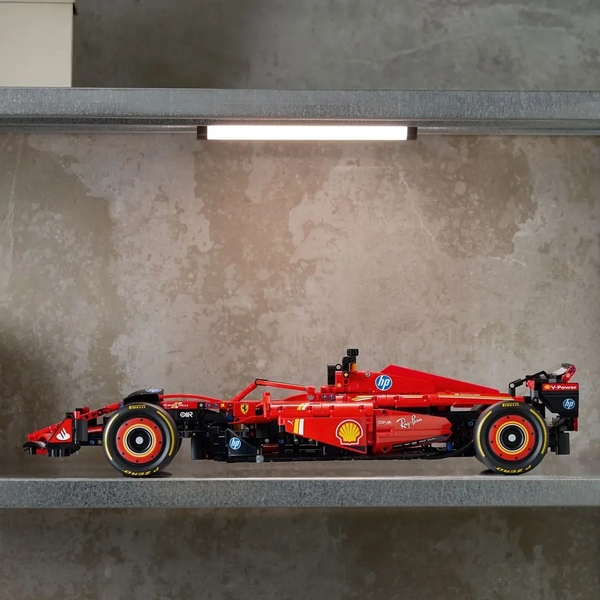 Конструктор LEGO Technic Автомобиль F1 Ferrari SF-24, 1361 деталь (42207) - Pampik - 4