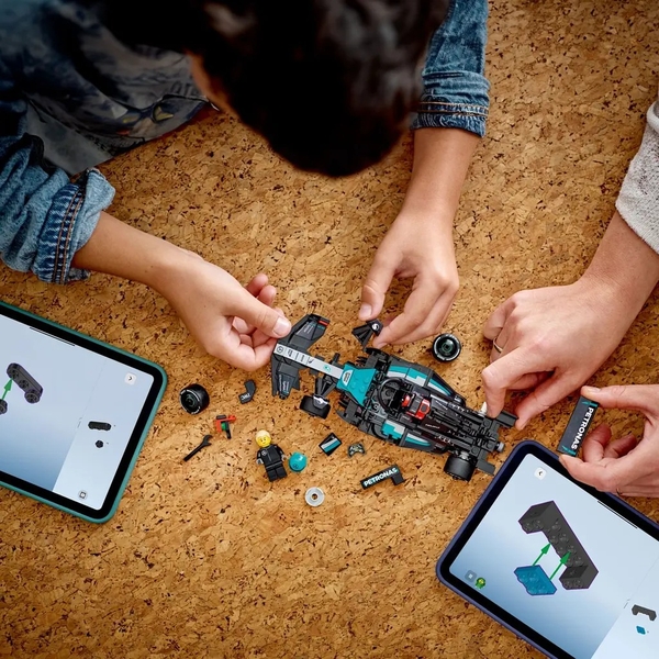 Конструктор LEGO Speed Champions Автомобіль для перегонів Mercedes-AMG F1 W15, 267 деталей (77244) - Pampik - 7