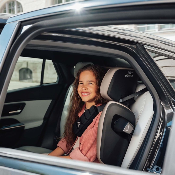 Автокресло Britax Römer Kidfix Pro Style Carbon Black (2000040915) - Pampik - 6