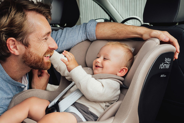 Автокрісло Britax Römer Dualfix Pro M Lux Linen Grey (2000040896) - Pampik - 9