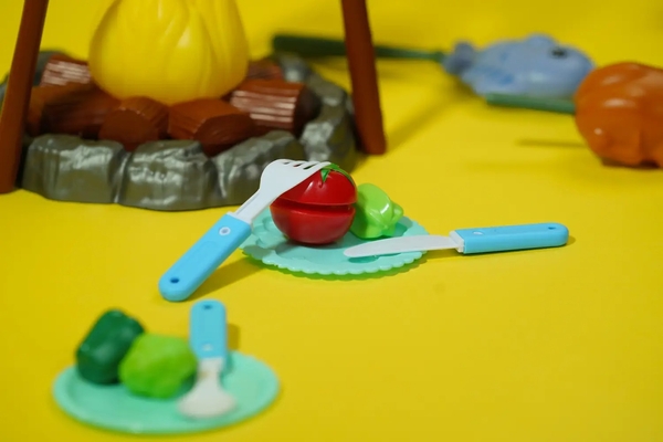 Ігровий набір для кемпінгу Otamanko Мандруй та готуй, 31 елемент (532.02.59) - Pampik - 4