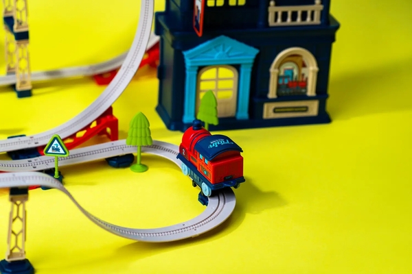 Ігровий набір Otamanko Трюкова залізниця Хоробрий паровозик, 173 деталі (532.02.28) - Pampik - 5