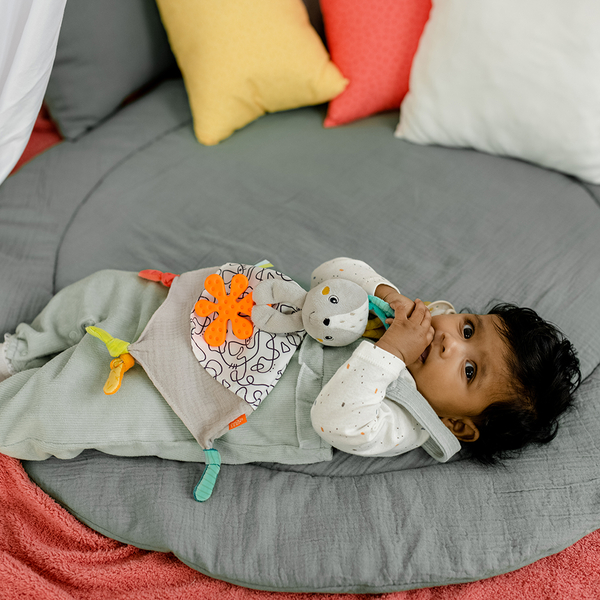 М'яка розвиваюча іграшка-прорізувач Fehn DobabyDoo Активний заєць (4001998049046) - Pampik - 2