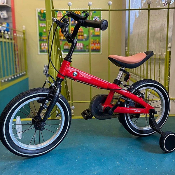 Велосипед двухколесный Rastar BMW, со вспомогательными колесами, 4+, до 45 кг, красный (RSZ1405RR/36669) - Pampik - 8