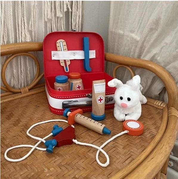 Ігровий набір дерев'яний Legler Лікар (10864/36964) - Pampik - 6