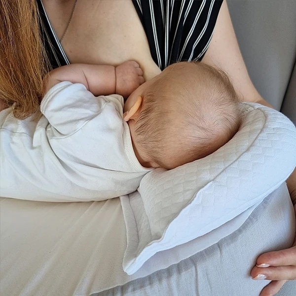 Подушка для годування New Life expert з поясом, 74х46х16 см, біло-сірий (009/34231) - Pampik - 8