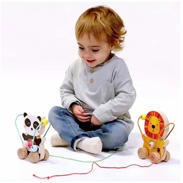 Игрушка деревянная на веревке Eurekakids Лев (691842196/36764) - Pampik - 2