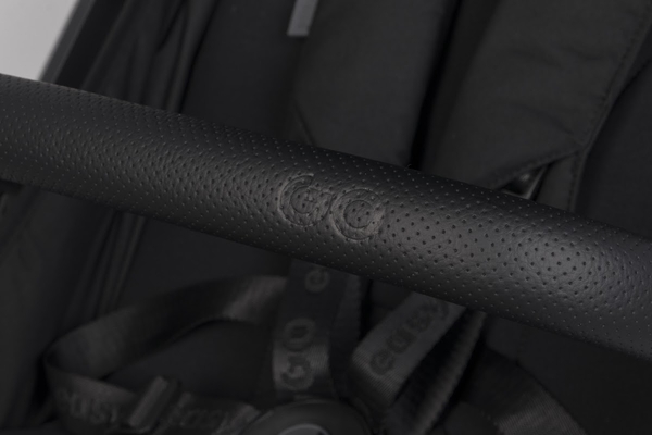 Прогулочная коляска EasyGo Zoya Black (W/EA/ZOYA/EB) - Pampik - 18