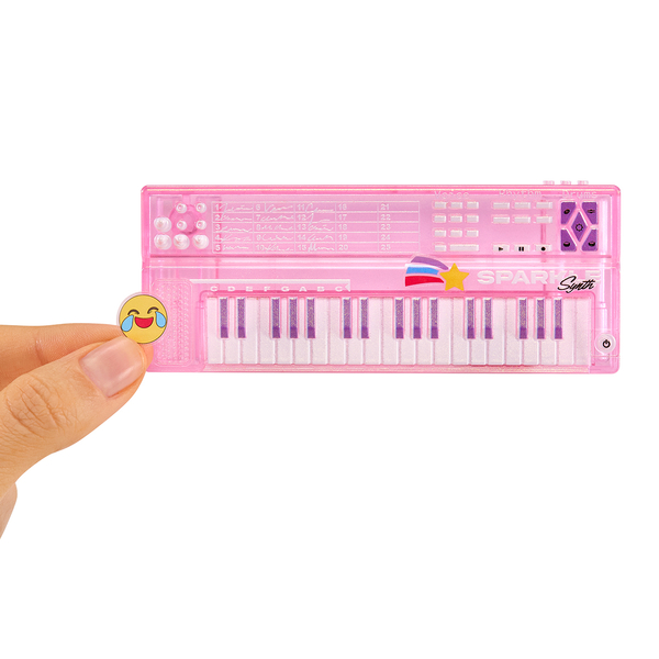 Кукла Rainbow High серии Junior High Rockband Амая, с аксессуарами, 23 см (565772) - Pampik - 7