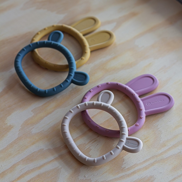 Силіконовий прорізувач Petite&Mars Teddy Misty Green, зелений (722817) - Pampik - 3