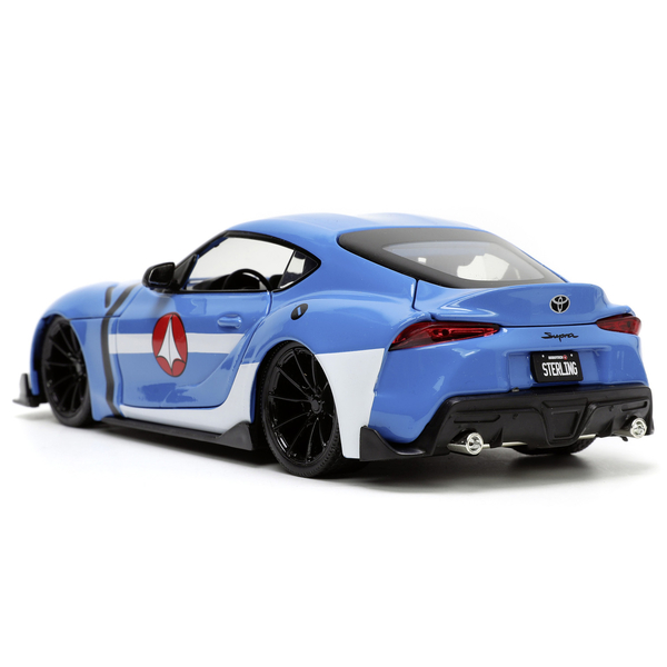 Машина металлическая Jada Роботех Тойота Супра с фигуркой Макса Стерлинг, 1:24, голубой (253255051) - Pampik - 2