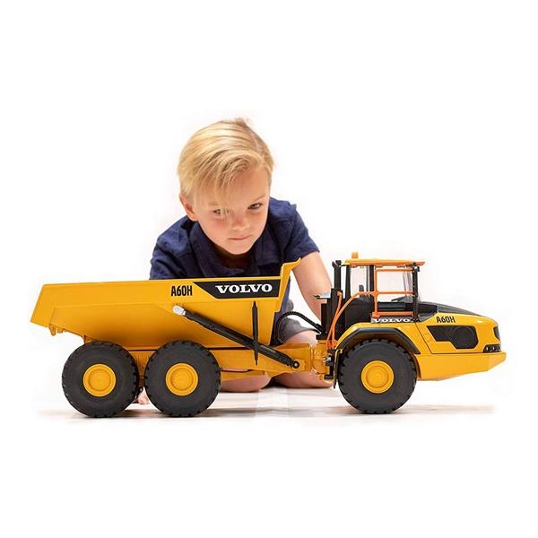 Модель Bruder Самосвал Volvo A60H 1:16 (02455) - Pampik