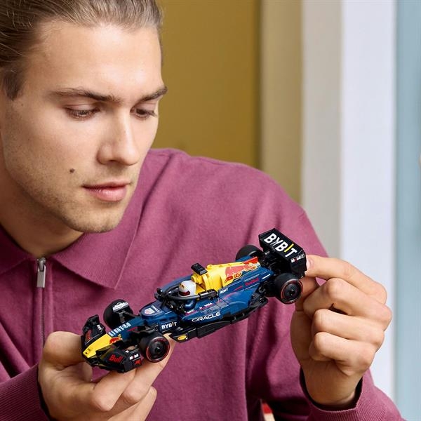Конструктор LEGO Speed Champions Автомобіль для перегонів F1 Oracle Red Bull Racing RB20, 251 деталь (77243) - Pampik - 13