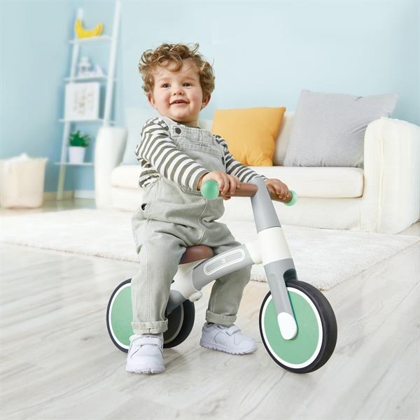 Біговел Hape Перша поїздка триколісний 7" світло-зелений (E0104) - Pampik