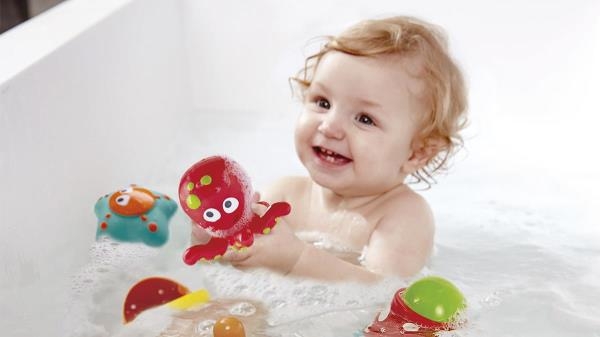 Набор игрушек для ванной Hape Мои первые игрушки для ванной 7 в 1 (E0220) - Pampik - 6