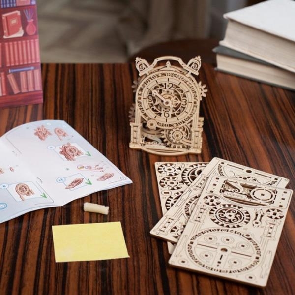 Деревянный механический 3D конструктор Ugears Винтажный будильник (70163) - Pampik - 15