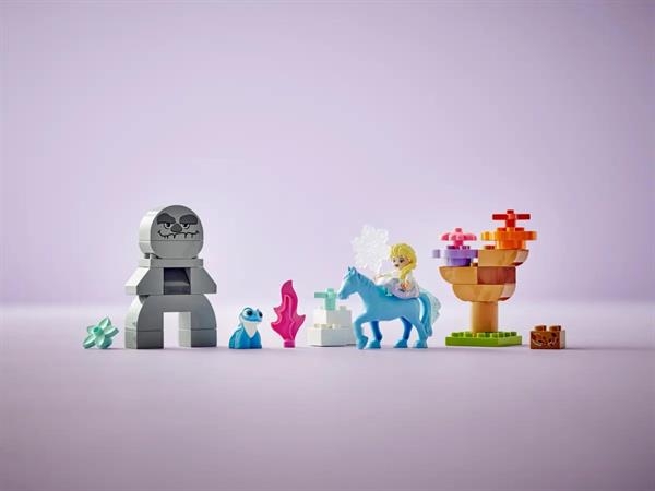 Конструктор LEGO DUPLO Disney Ельза й Бруні в Зачарованому лісі, 31 деталь (10418) - Pampik - 6
