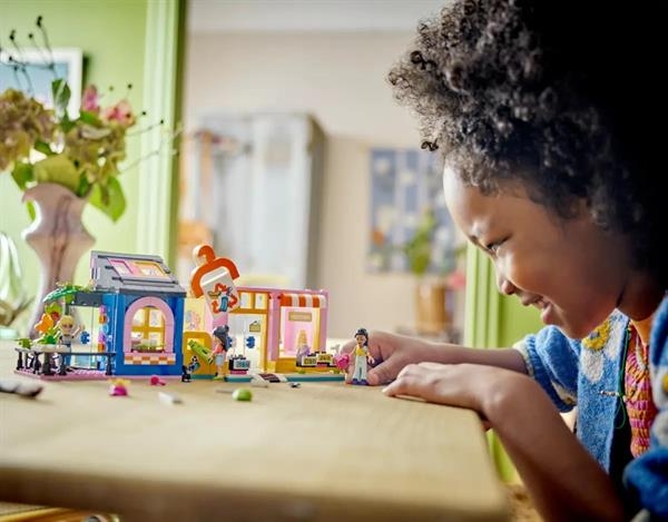 Конструктор LEGO Friends Крамниця вінтажного одягу (42614) - Pampik - 11