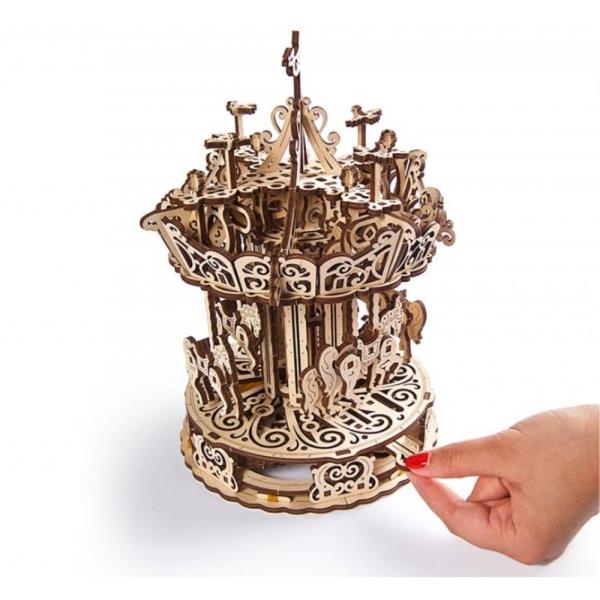 Деревянный механический 3D конструктор Ugears Карусель (70129) - Pampik - 3