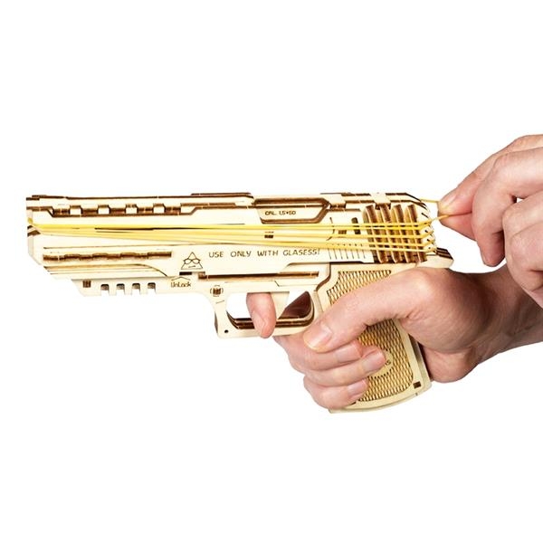 Деревянный механический 3D конструктор Ugears Пистолет Вольф-01 (70047) - Pampik - 7