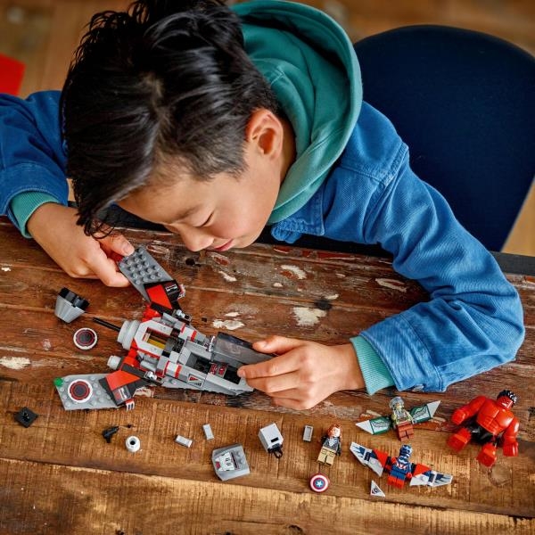 Конструктор LEGO Super Heroes Капітан Америка проти Червоного Халка, 223 деталі (76292) - Pampik - 11